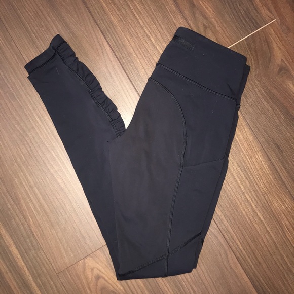 Lululemon Ruched Ankle Speed Tight - Picture 3 of 6